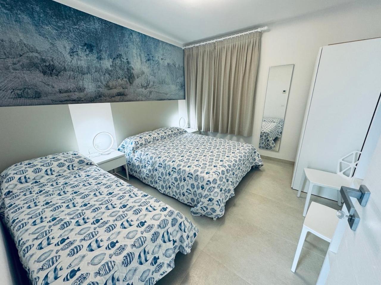App4Rent Villa Zanetti - Appartamenti Con Spiaggia Privata Frontemare ลิโดดิเยโซโล ภายนอก รูปภาพ